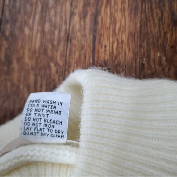 Vintage 90's Ivory Sequin Beaded Mockneck Sweater Medium - Picture 6 of 11